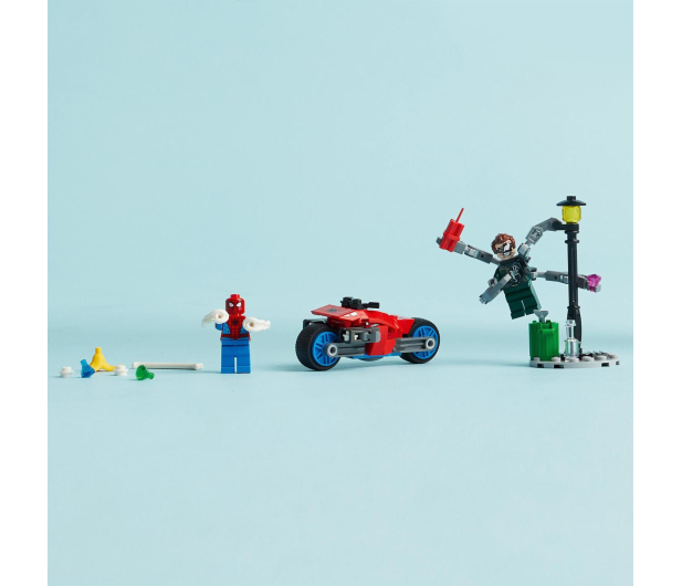 LEGO Marvel Super Heroes 76275 Pościg na motocyklu Spider-Man vs Doc Ock - 1202119 - zdjęcie 6